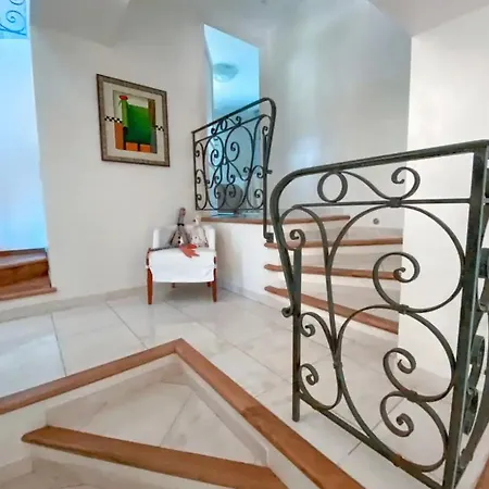 Cap D'antibes Sea View Вилла Антиб